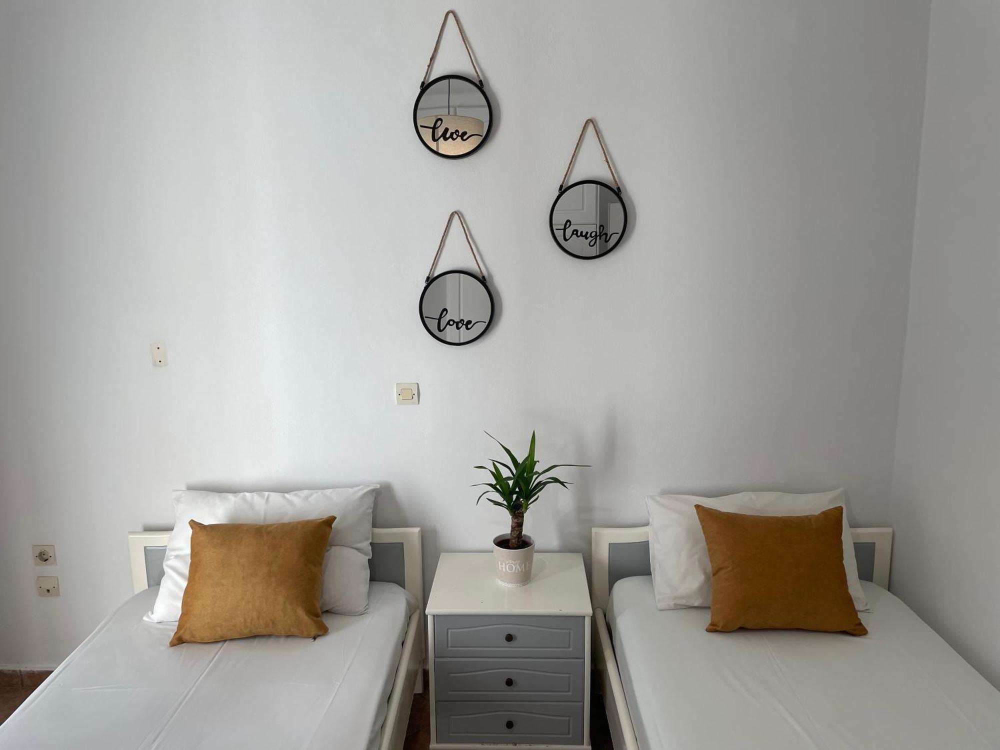 Andromahi Apartments & Suite Laganas Ngoại thất bức ảnh